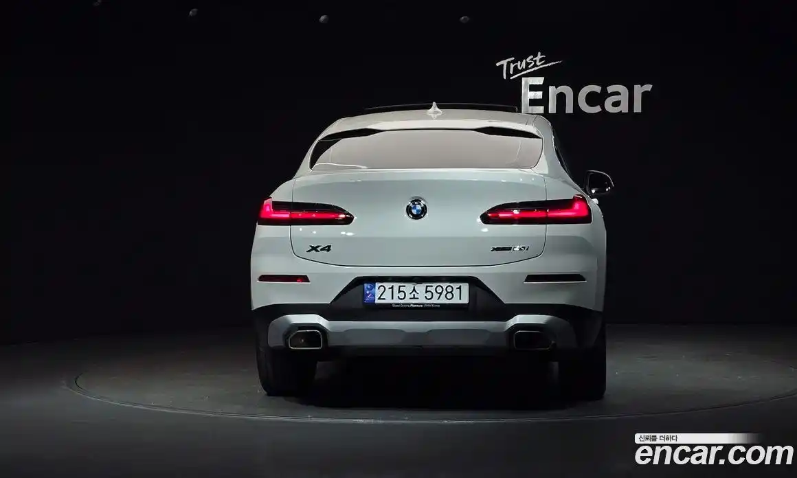 BMW X4 2023 2.0 автомат (гидро), фото 4