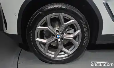 BMW X4 2023 2.0 автомат (гидро), миниатюра 5
