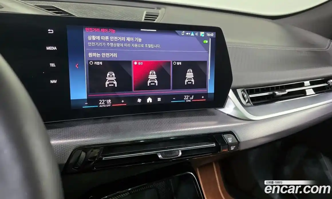 BMW X2 2024 2.0 автомат (гидро), фото 23