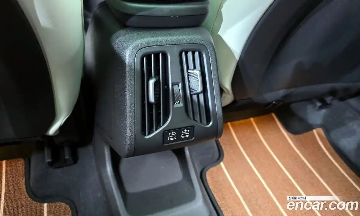 BMW X2 2024 2.0 автомат (гидро), фото 31