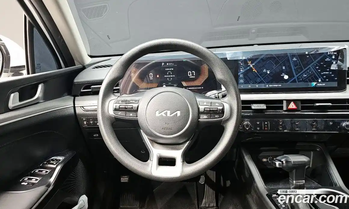 Kia K5 (Optima) 2024 2.0 автомат (гидро), фото 13
