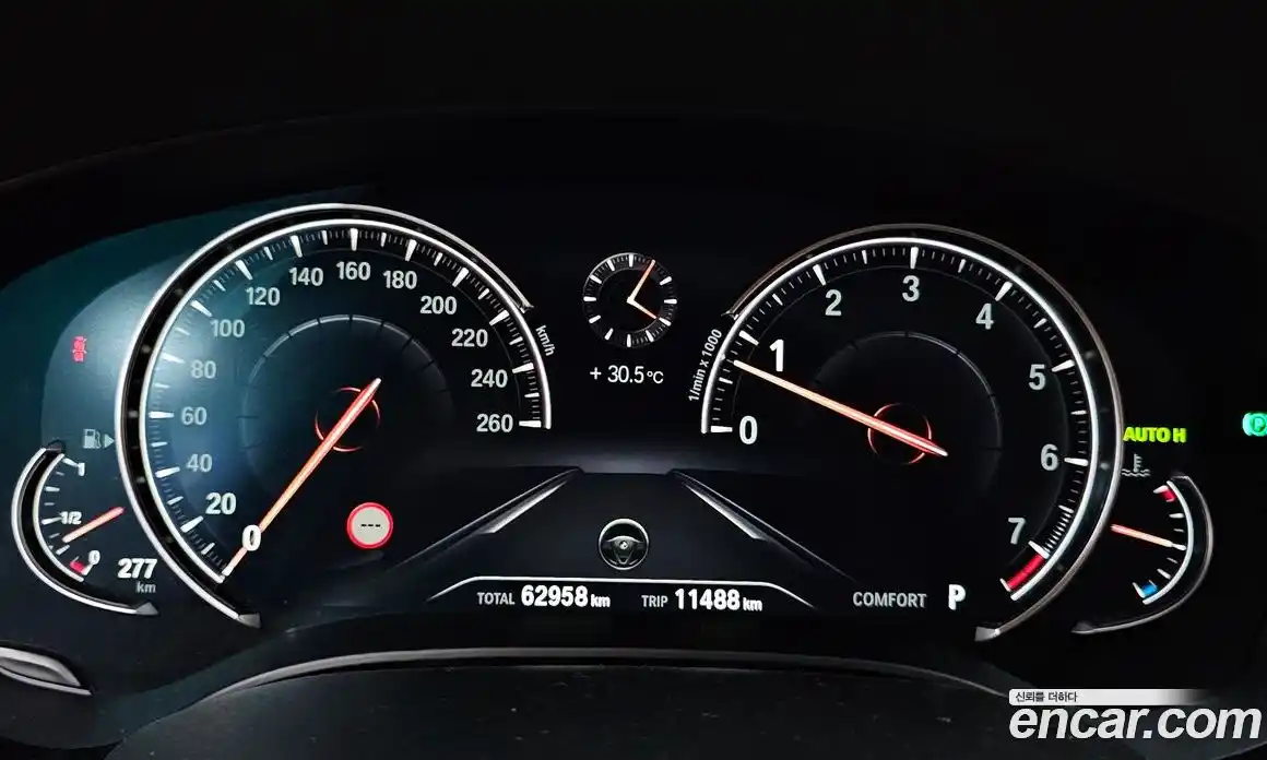 BMW 5 серия 2018 2.0 автомат (гидро), фото 11