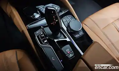 BMW 5 серия 2018 2.0 автомат (гидро), миниатюра 12