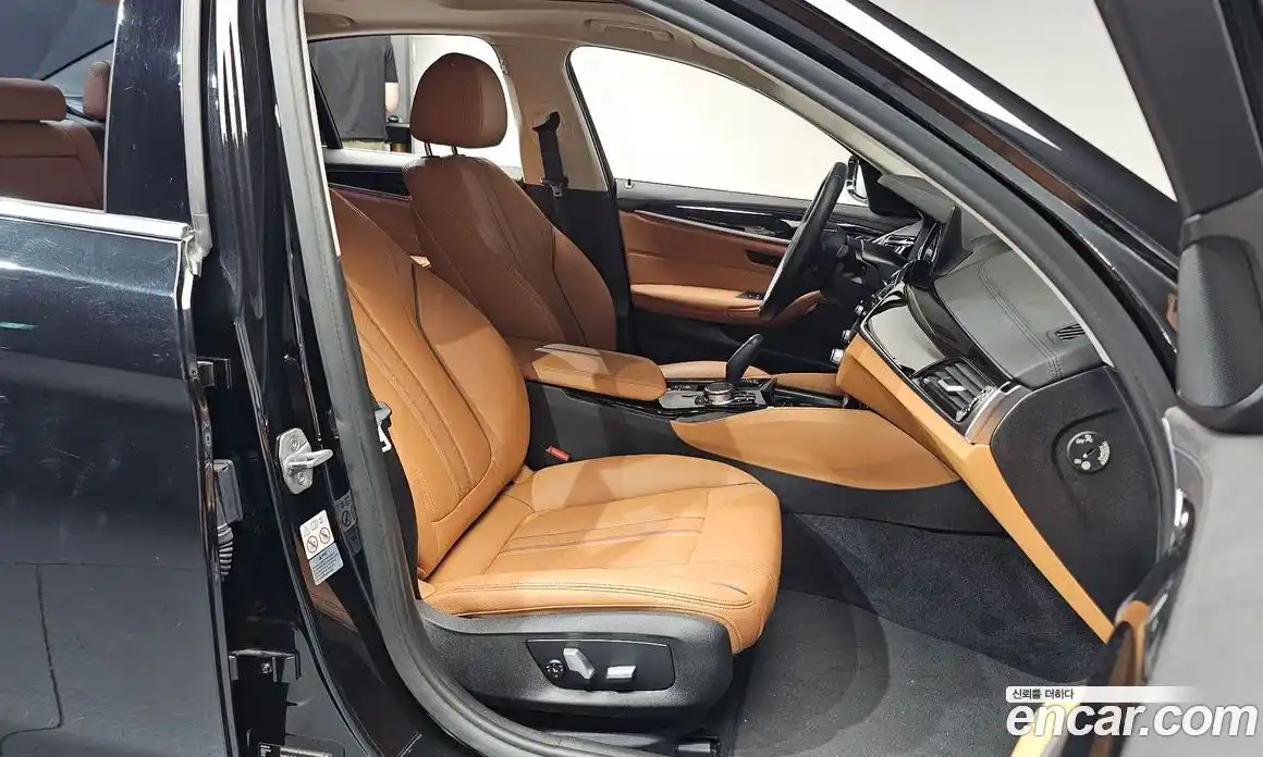 BMW 5 серия 2018 2.0 автомат (гидро), фото 16