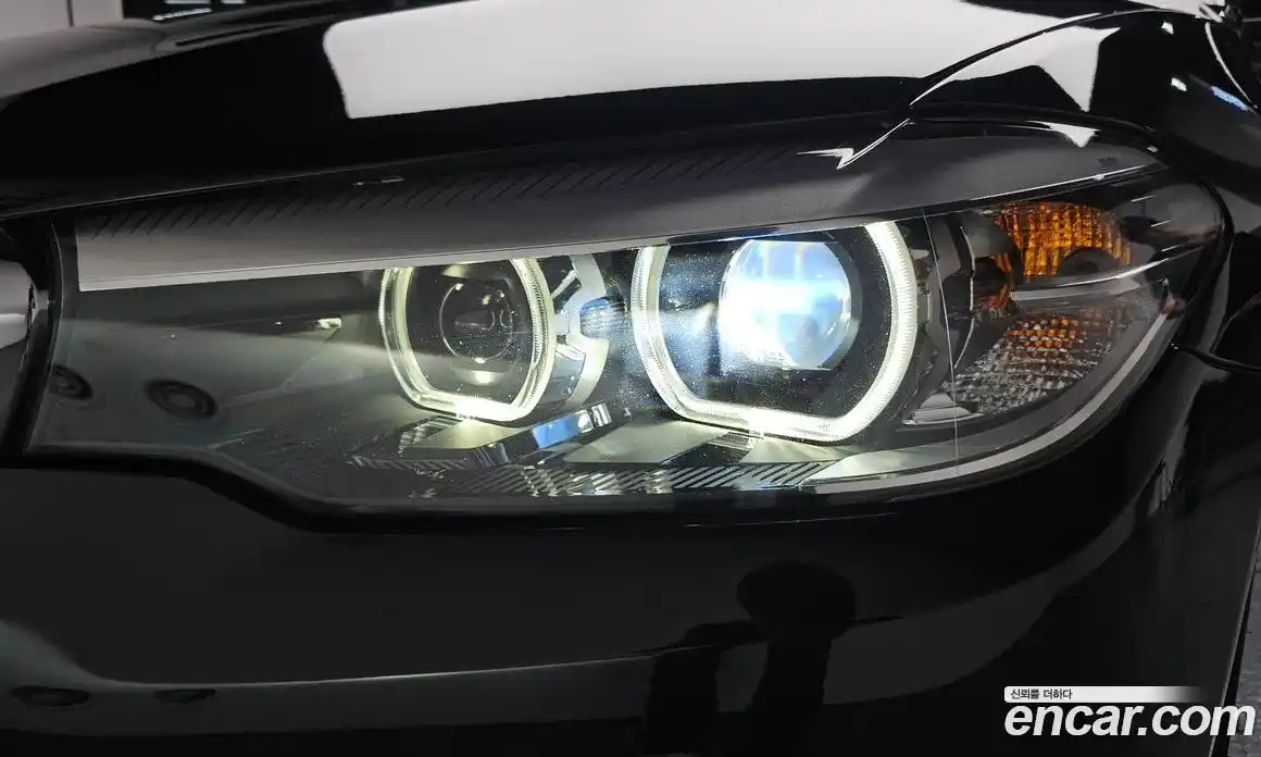 BMW 5 серия 2018 2.0 автомат (гидро), фото 8