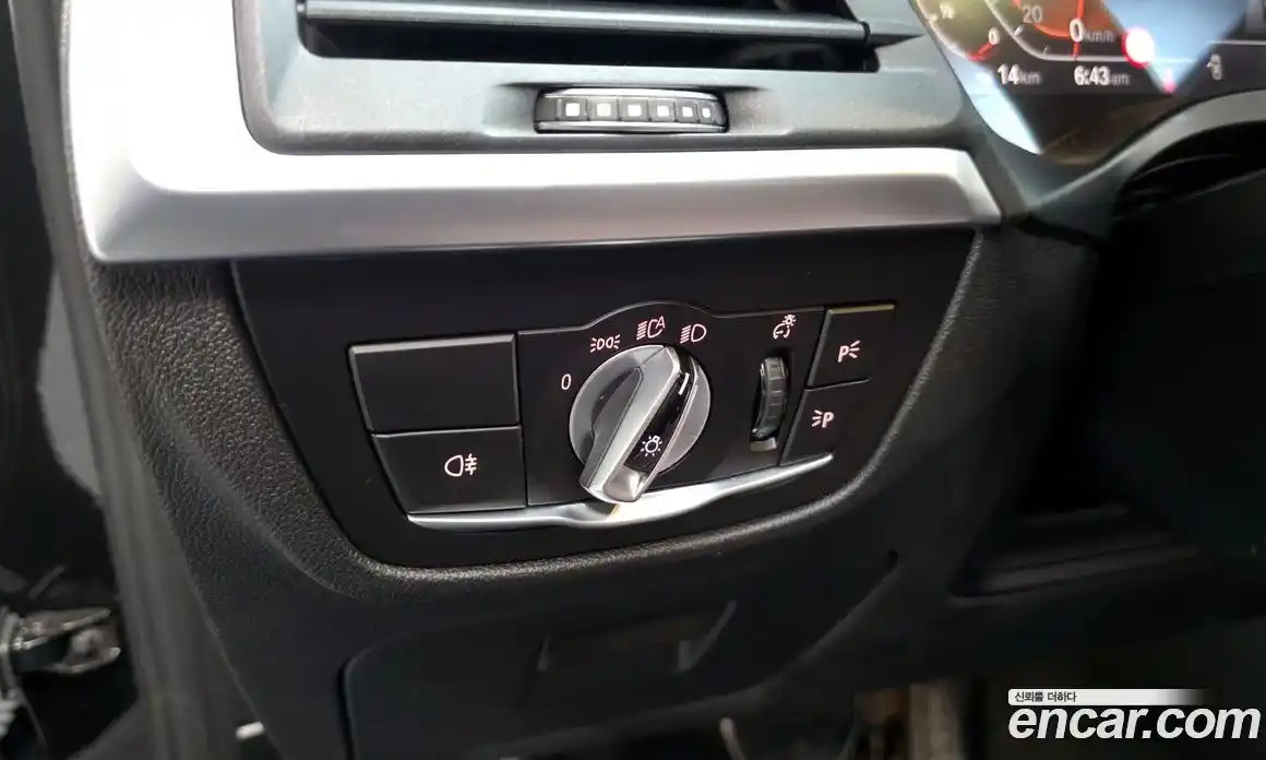 BMW X4 2022 2.0 автомат (гидро), фото 27