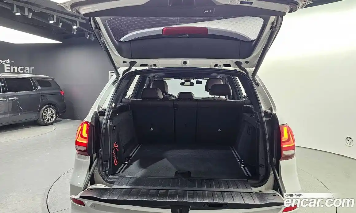 BMW X5 2018 3.0 автомат (гидро), фото 26