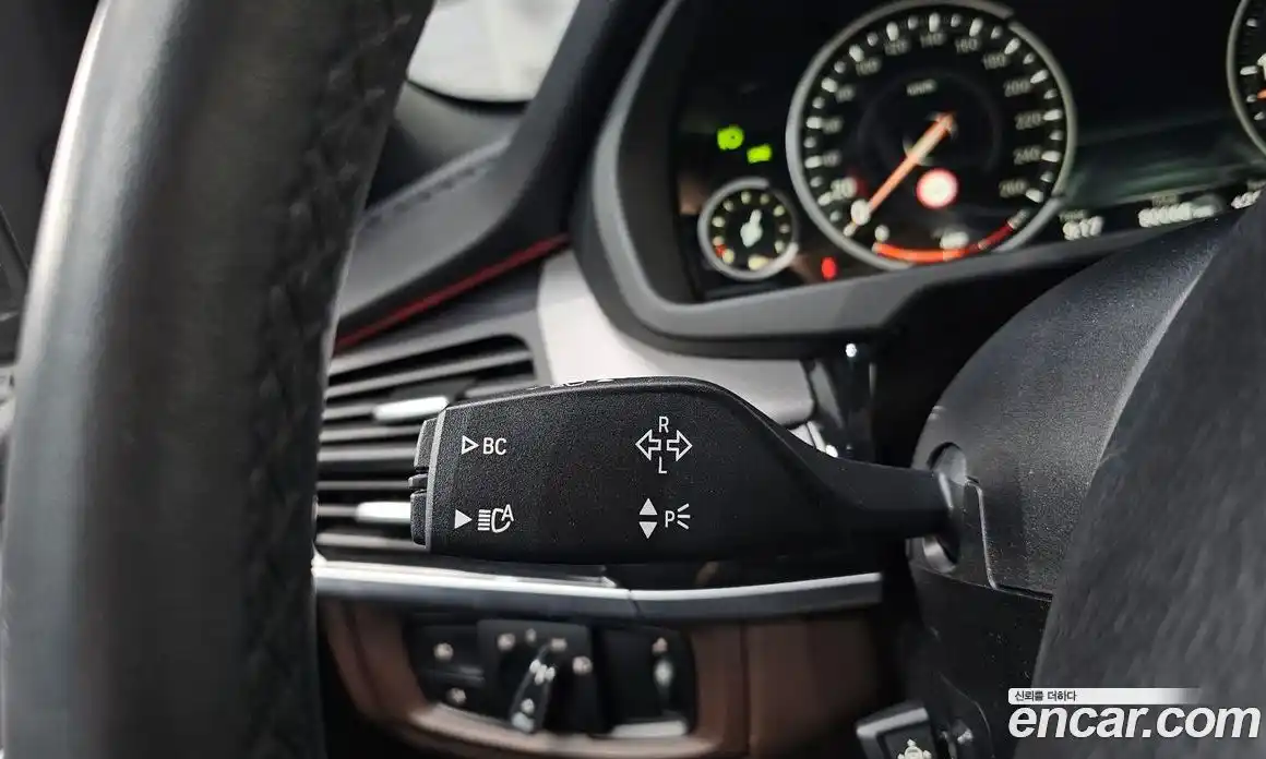 BMW X5 2018 3.0 автомат (гидро), фото 31
