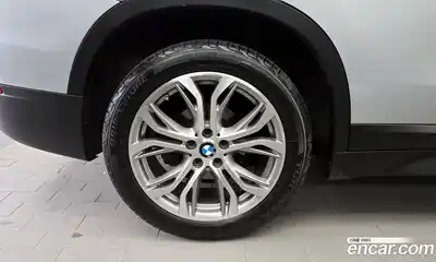 BMW X1 2018 2.0 автомат (гидро), миниатюра 5