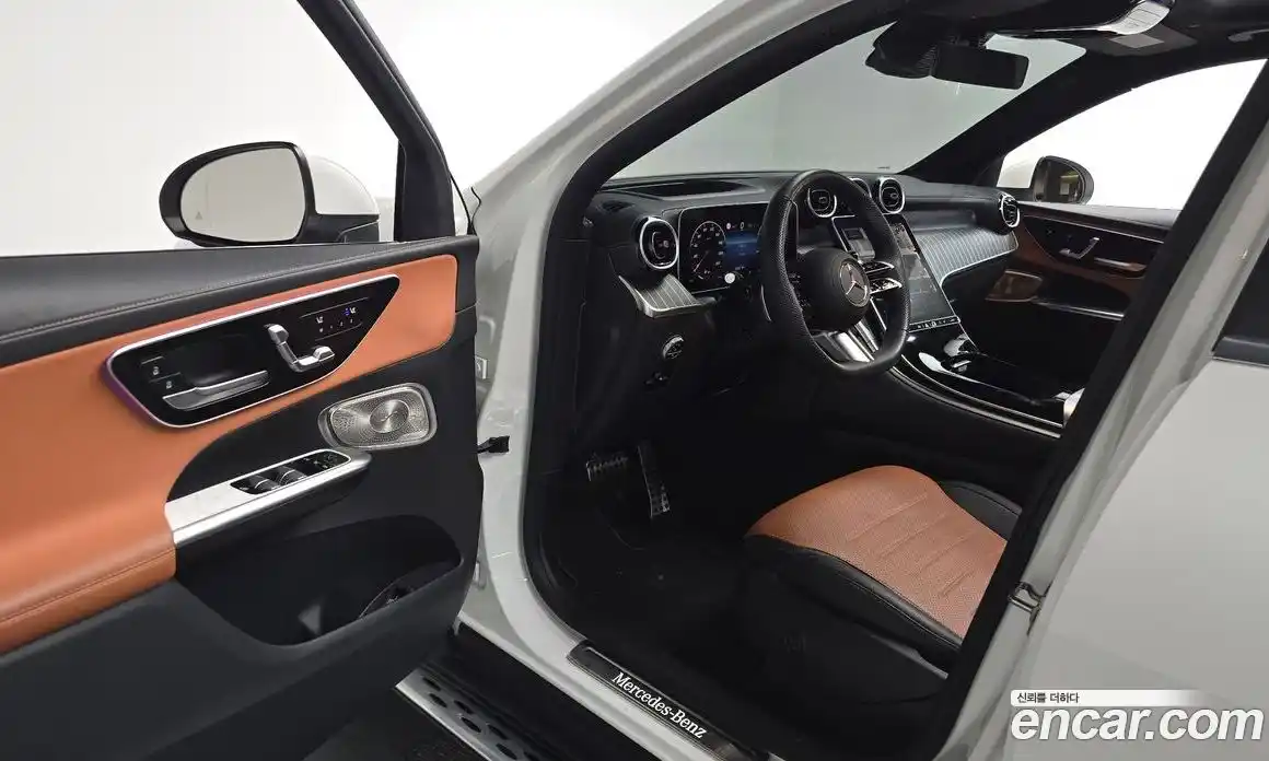Mercedes-Benz GLC-Class 2024 2.0 автомат (гидро), фото 12