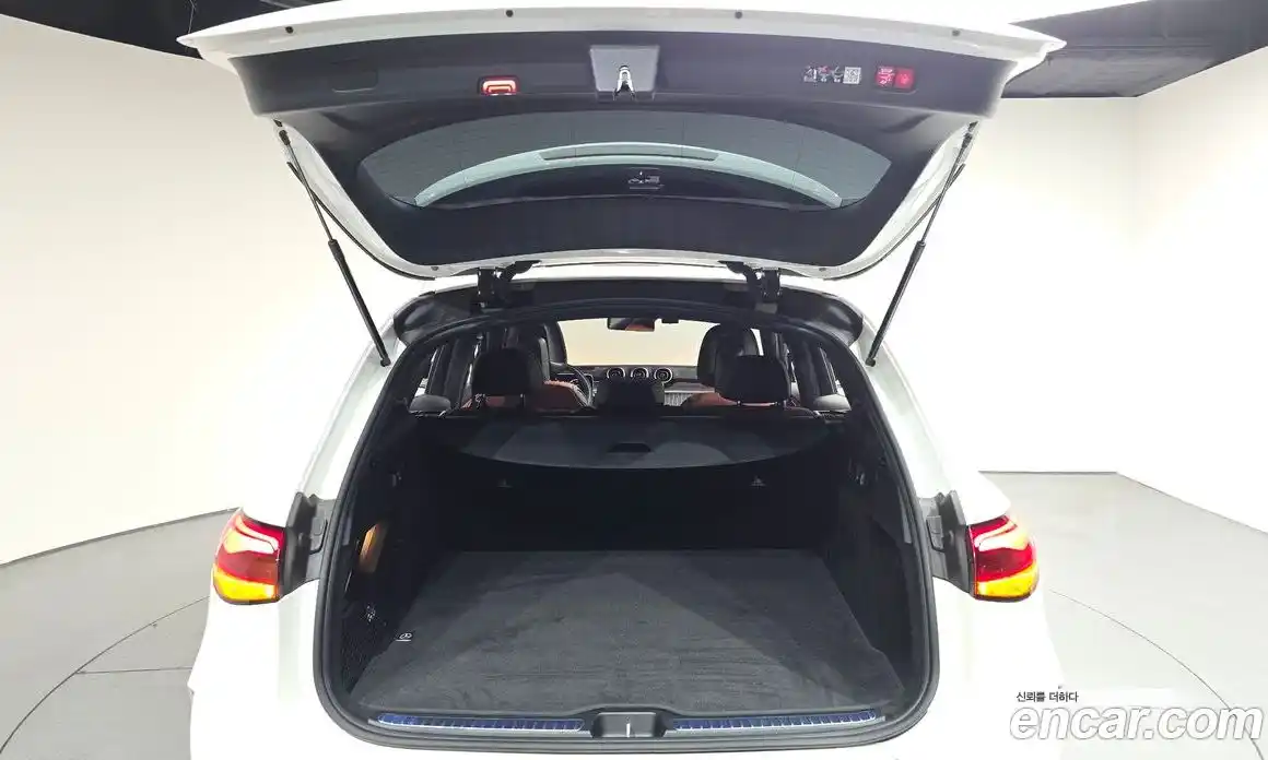 Mercedes-Benz GLC-Class 2024 2.0 автомат (гидро), фото 33