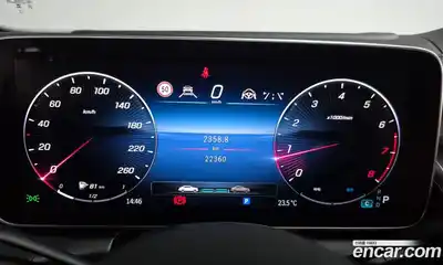 Mercedes-Benz GLC-Class 2024 2.0 автомат (гидро), миниатюра 10