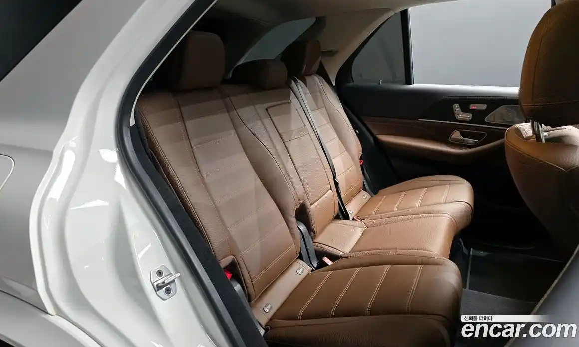 Mercedes-Benz GLE-Class 2024 3.0 гидро, фото 17 Mercedes-Benz GLE-Class 2024 3.0 гидро, фото 17