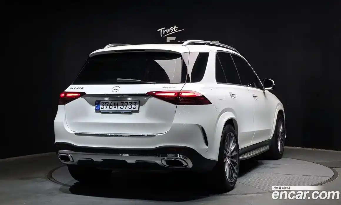 Mercedes-Benz GLE-Class 2024 3.0 гидро, фото 2 Mercedes-Benz GLE-Class 2024 3.0 гидро, фото 2
