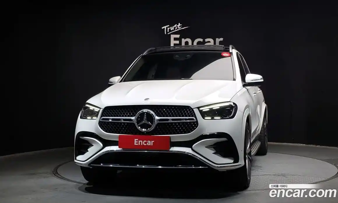 Mercedes-Benz GLE-Class 2024 3.0 гидро, фото 3 Mercedes-Benz GLE-Class 2024 3.0 гидро, фото 3