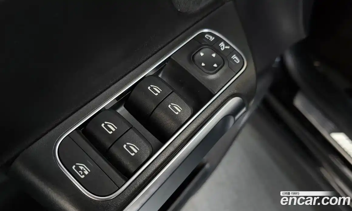 Mercedes-Benz GLB-Class 2021 2.0 гидро, фото 27 Mercedes-Benz GLB-Class 2021 2.0 гидро, фото 27
