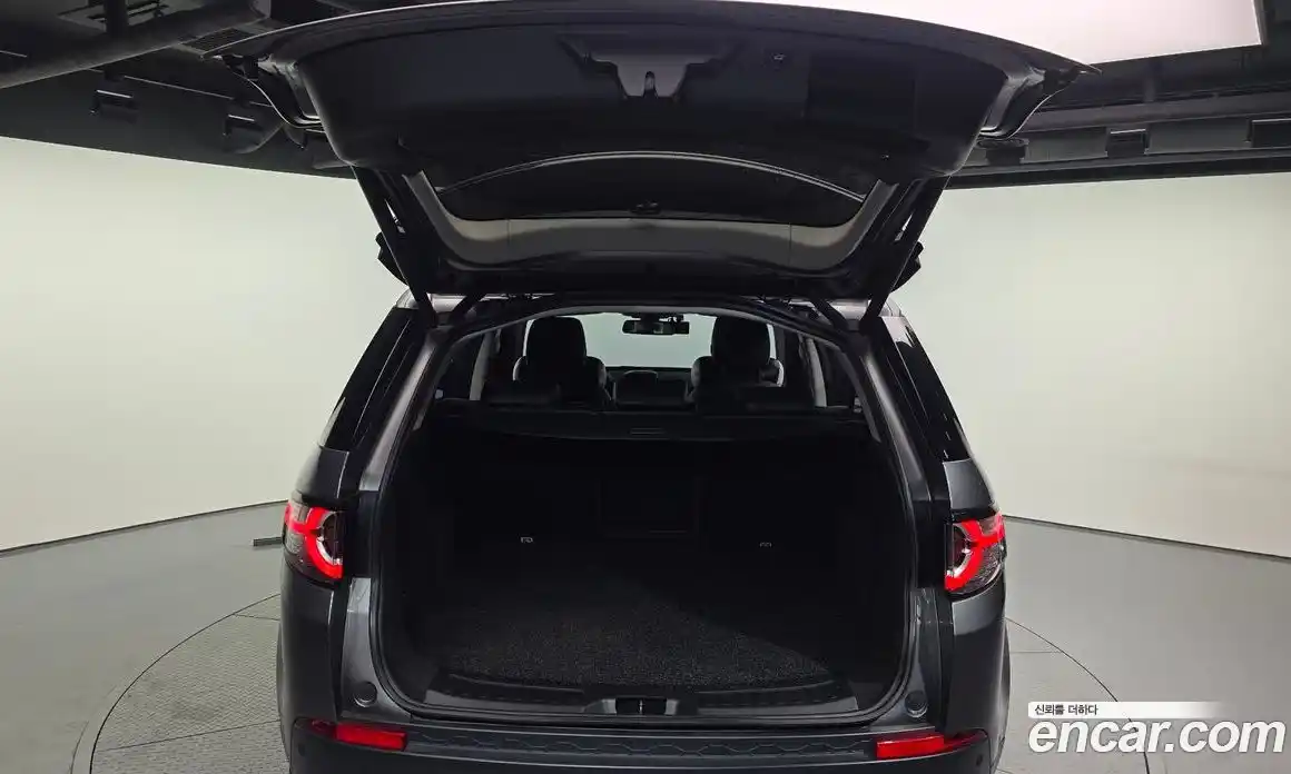 Land Rover Discovery Sport 2018 2.0 автомат (гидро), фото 20