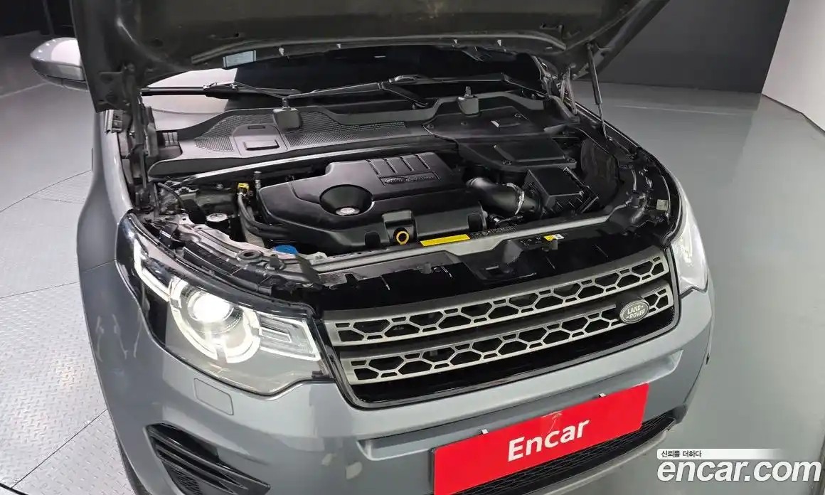 Land Rover Discovery Sport 2018 2.0 автомат (гидро), фото 6
