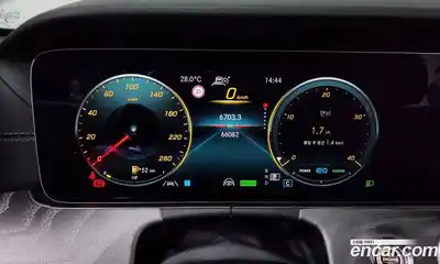 Mercedes-Benz E-Class 2022 2.0 автомат (гидро), миниатюра 11