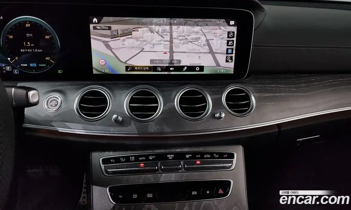 Mercedes-Benz E-Class 2022 2.0 автомат (гидро), фото 18