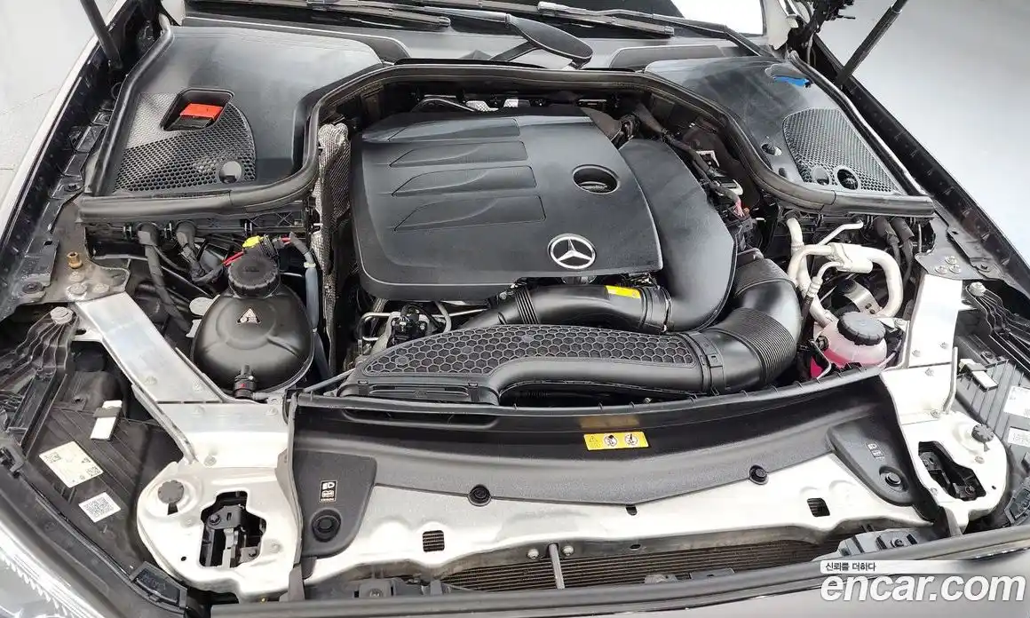 Mercedes-Benz E-Class 2022 2.0 автомат (гидро), фото 6