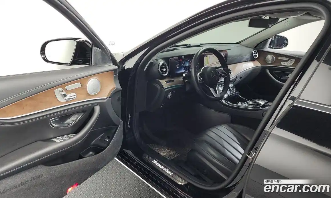 Mercedes-Benz E-Class 2019 2.0 автомат (гидро), фото 12