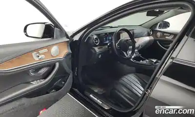 Mercedes-Benz E-Class 2019 2.0 автомат (гидро), миниатюра 12