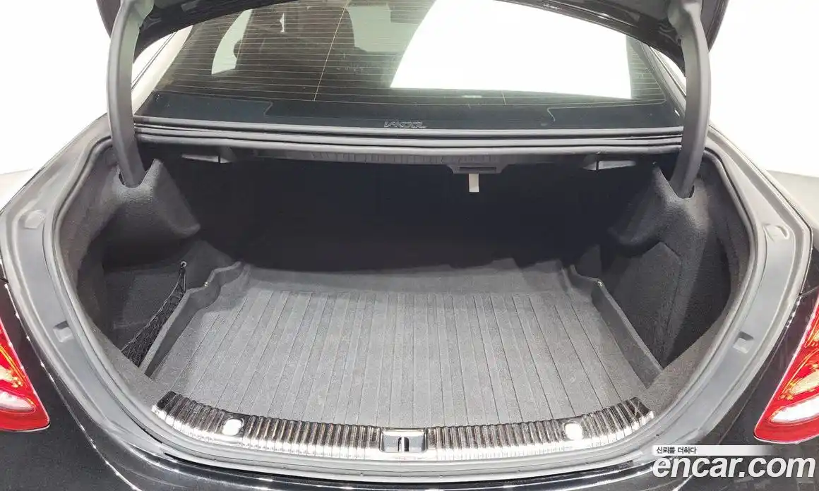 Mercedes-Benz E-Class 2019 2.0 автомат (гидро), фото 25