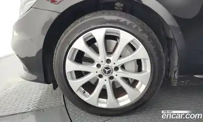 Mercedes-Benz E-Class 2019 2.0 автомат (гидро), миниатюра 4