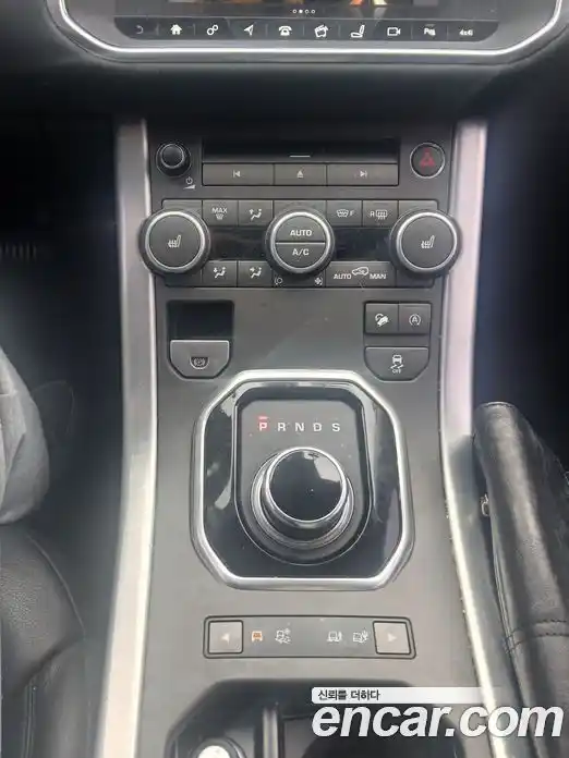 Land Rover Range Rover Evoque 2016 2.0 автомат (гидро), фото 9