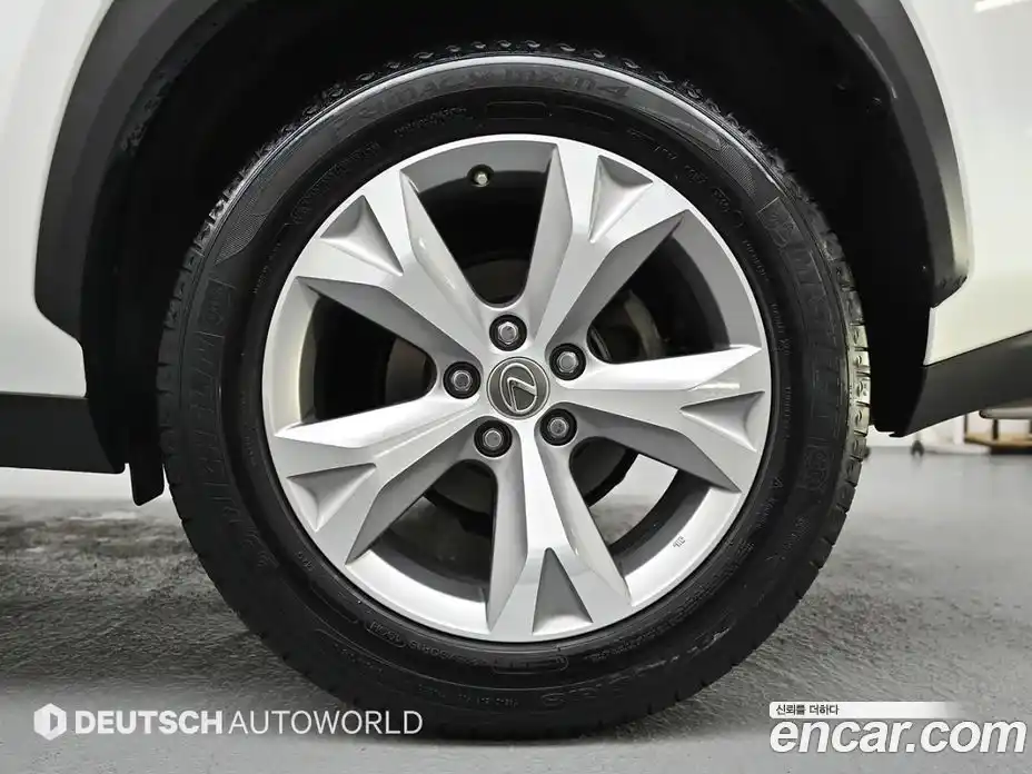 Lexus NX 2015 2.0 гидро, фото 5