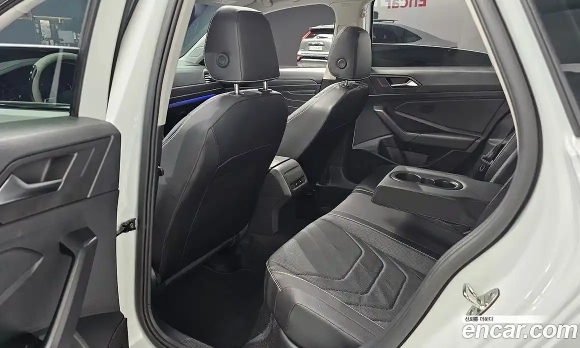Volkswagen Jetta 2024 1.5 автомат (гидро), фото 16