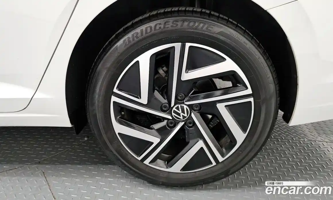 Volkswagen Jetta 2024 1.5 автомат (гидро), фото 7