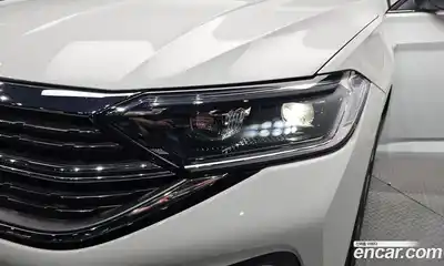 Volkswagen Jetta 2024 1.5 автомат (гидро), миниатюра 8