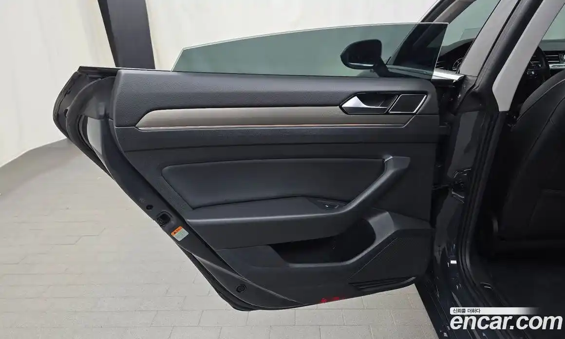 Volkswagen Arteon 2019 2.0 автомат (гидро), фото 15