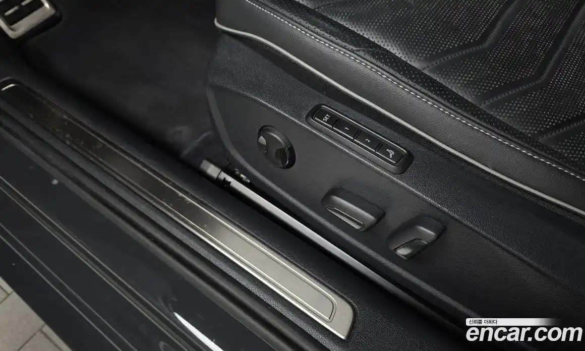 Volkswagen Arteon 2019 2.0 автомат (гидро), фото 24