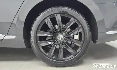 Volkswagen Arteon 2019 2.0 автомат (гидро), миниатюра 7