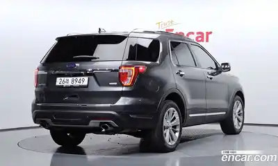 Ford Explorer 2019 2.3 автомат (гидро), миниатюра 2