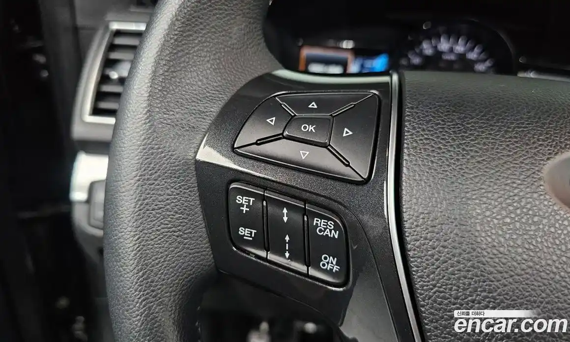 Ford Explorer 2019 2.3 автомат (гидро), фото 28