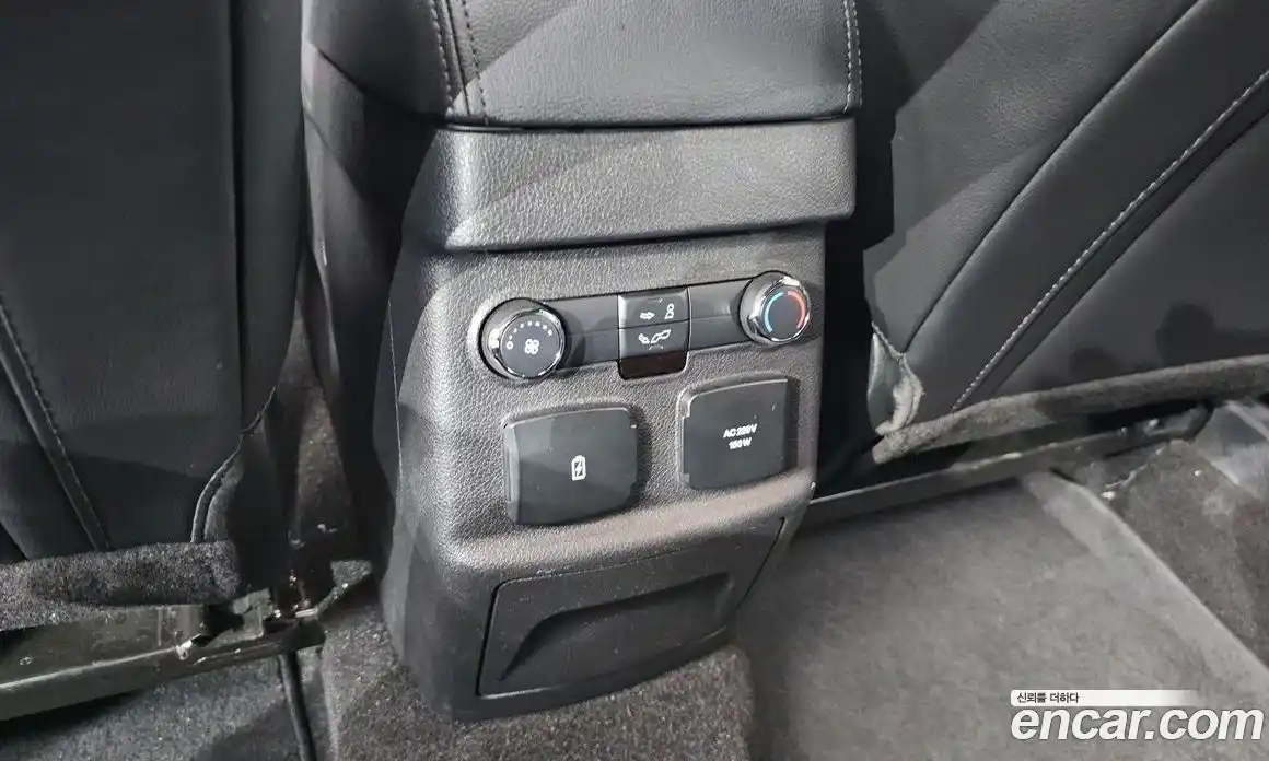 Ford Explorer 2019 2.3 автомат (гидро), фото 29