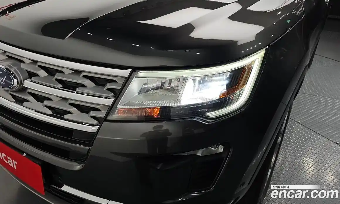 Ford Explorer 2019 2.3 автомат (гидро), фото 8
