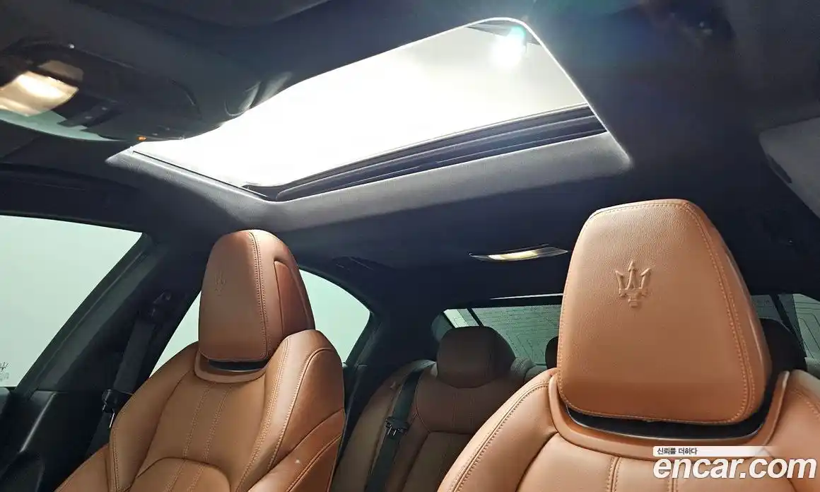 Maserati Ghibli 2017 3.0 гидро, фото 17