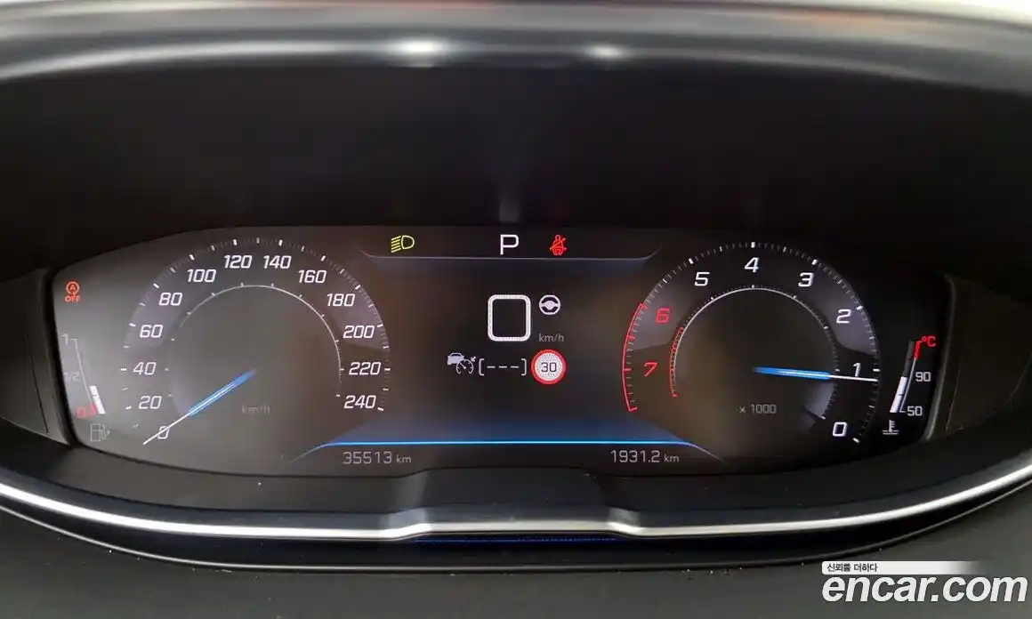 Peugeot 5008 2022 1.2 автомат (гидро), фото 11