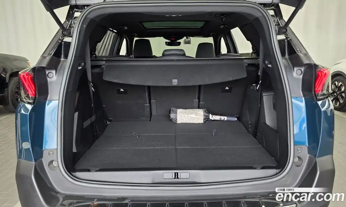 Peugeot 5008 2022 1.2 автомат (гидро), фото 26