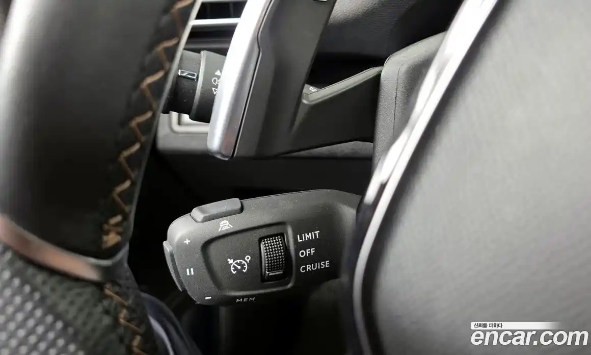 Peugeot 5008 2022 1.2 автомат (гидро), фото 27