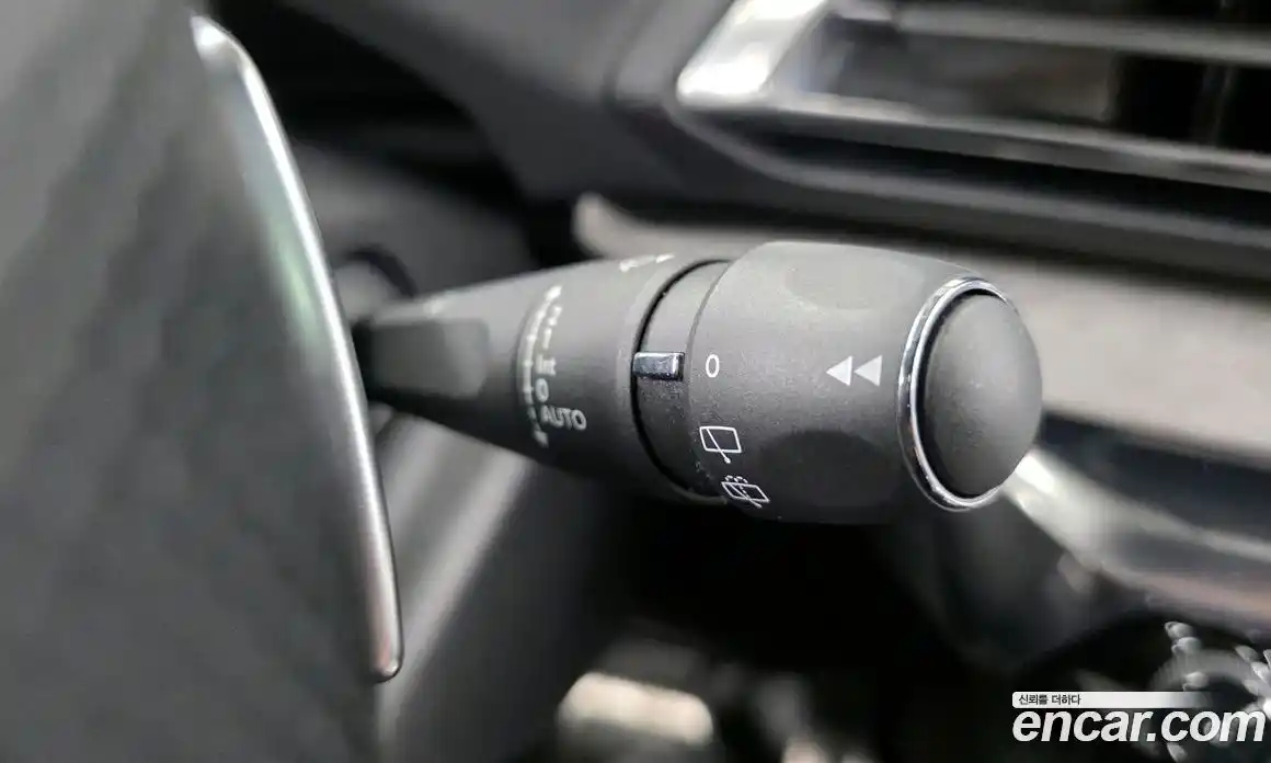 Peugeot 5008 2022 1.2 автомат (гидро), фото 28