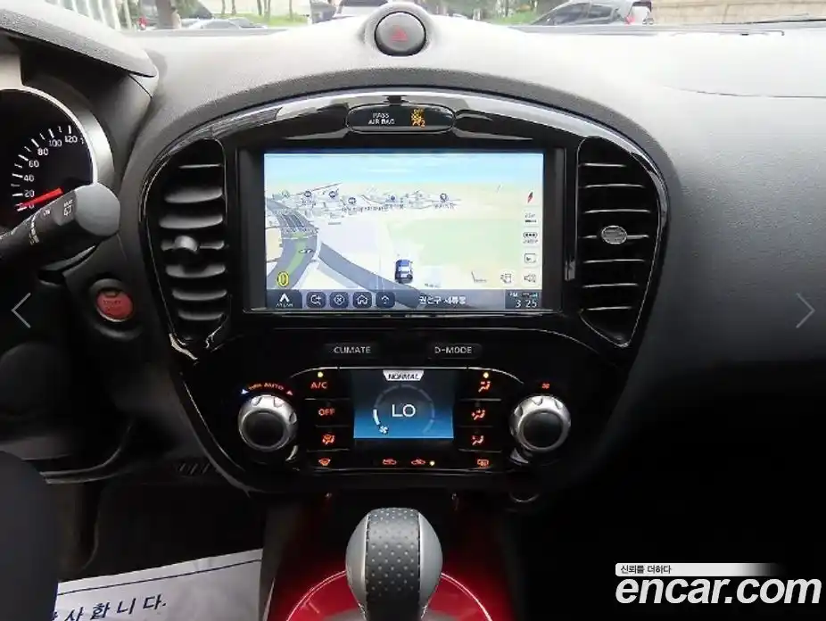 Nissan Juke 2017 1.6 вариатор, фото 12