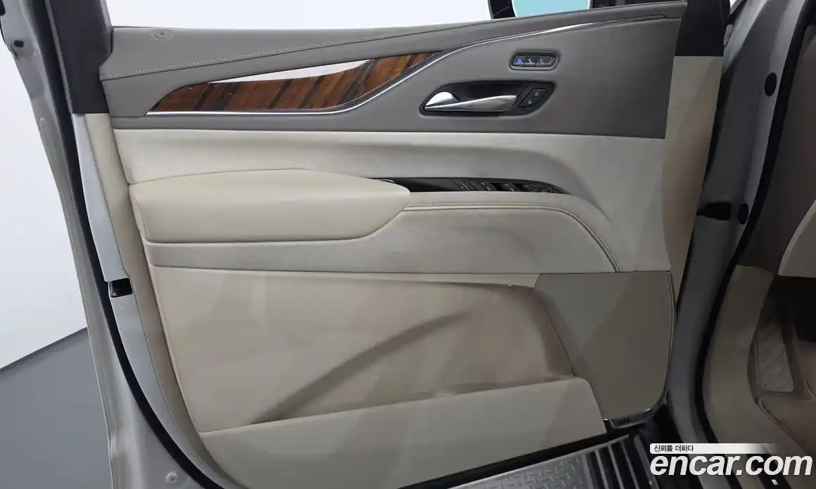Cadillac Escalade 2021 6.2 гидро, фото 15
