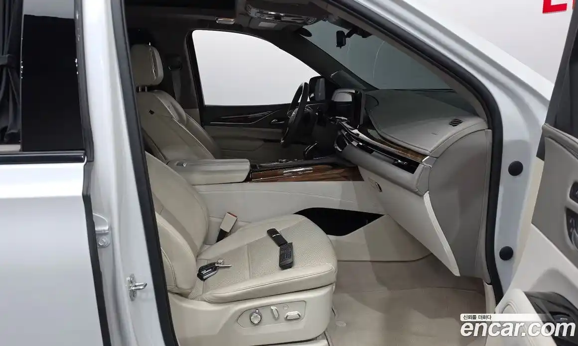 Cadillac Escalade 2021 6.2 гидро, фото 16