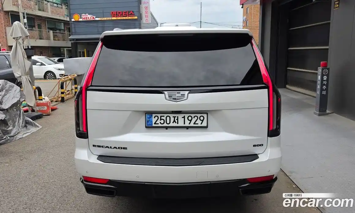 Cadillac Escalade 2021 6.2 гидро, фото 4